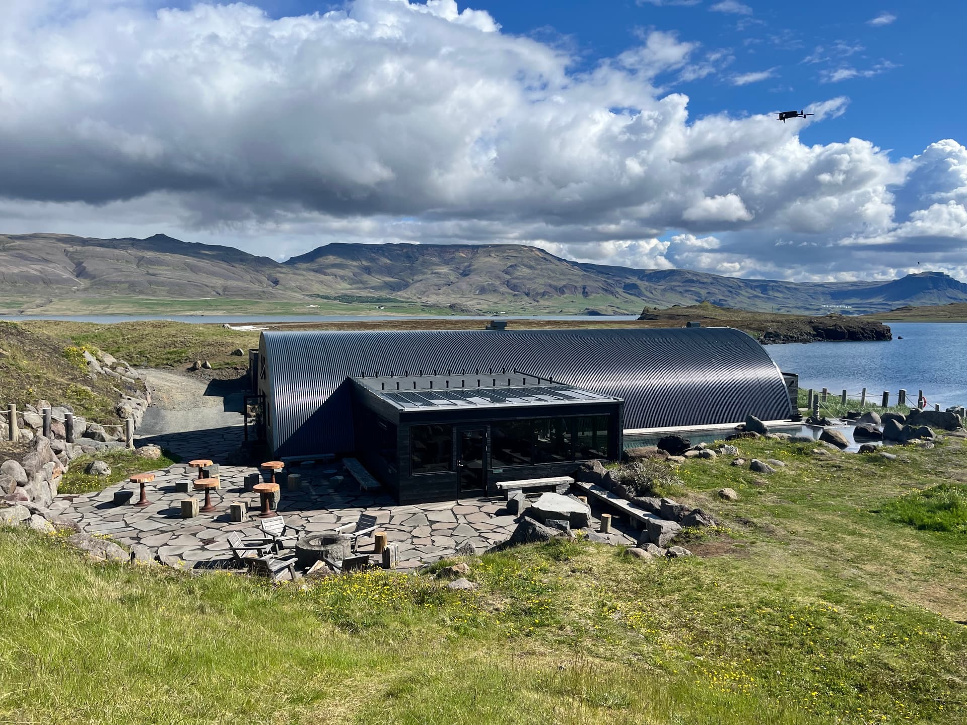 Геотермальные бассейны Хваммсвик