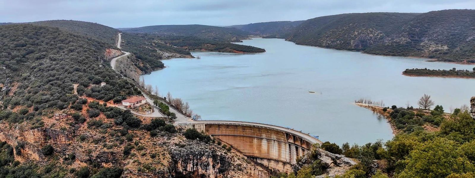 La Tajera Dam Viewpoint