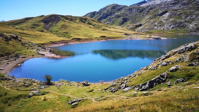 Озеро Естанес