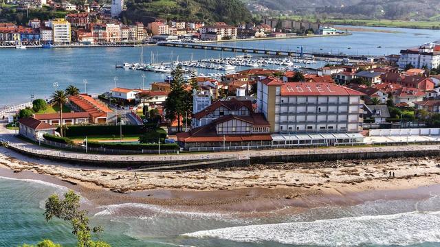 Рибадеселья