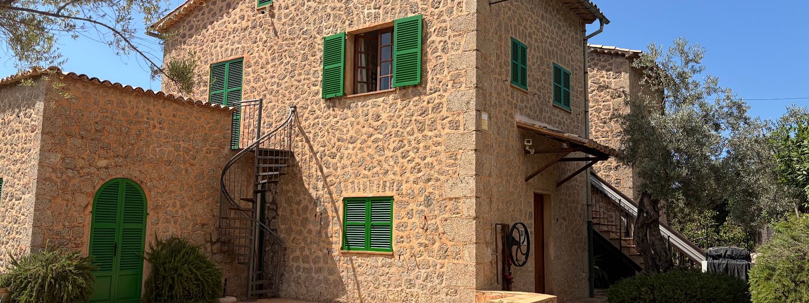 Ca n'Alluny (Casa de Robert Graves)