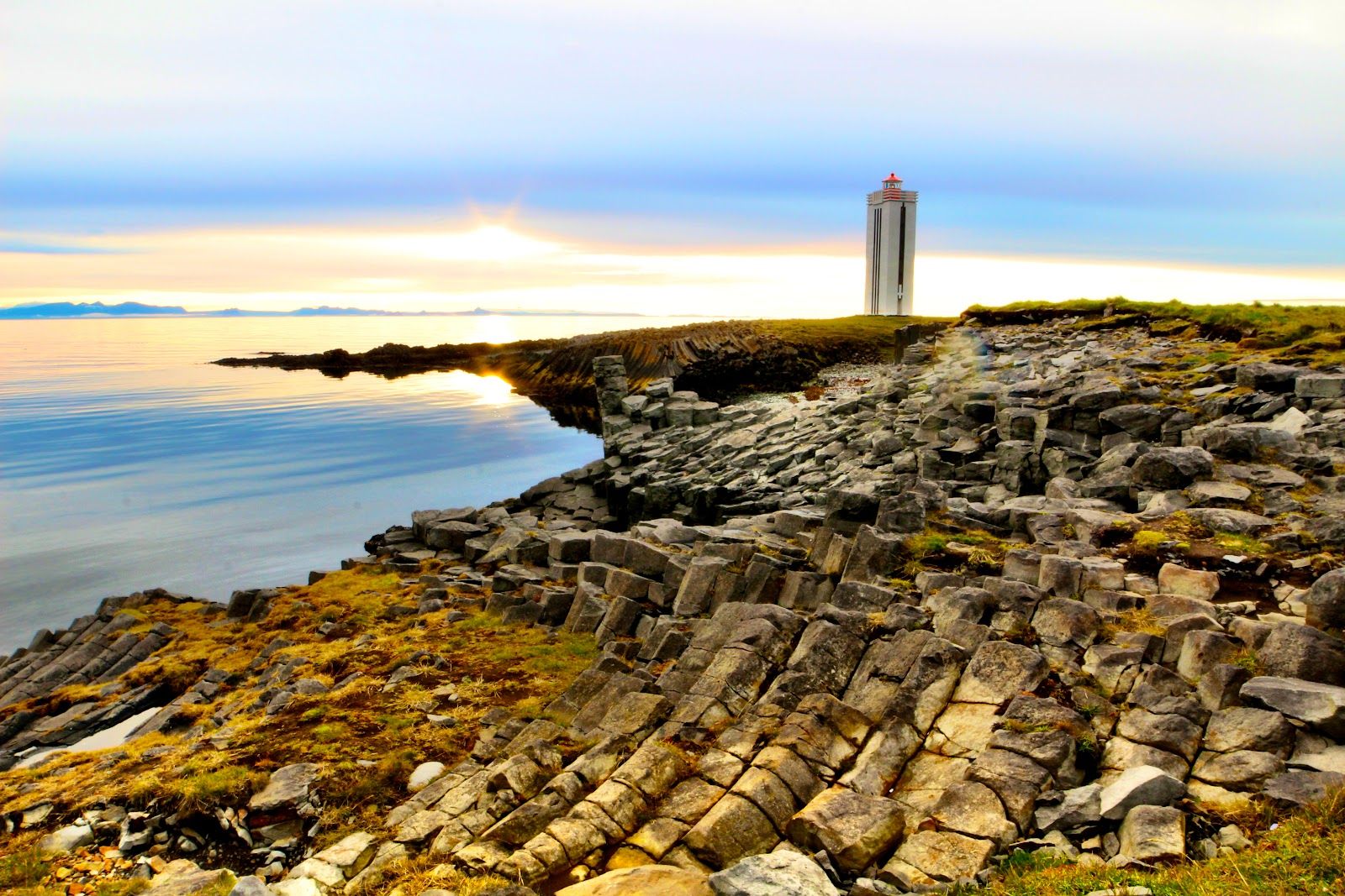 Kalfshamarsvik Lighthouse