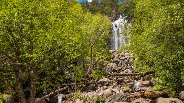 Waterfalls and mountain lakes of the Catalan Pyrenees and Garrotxa