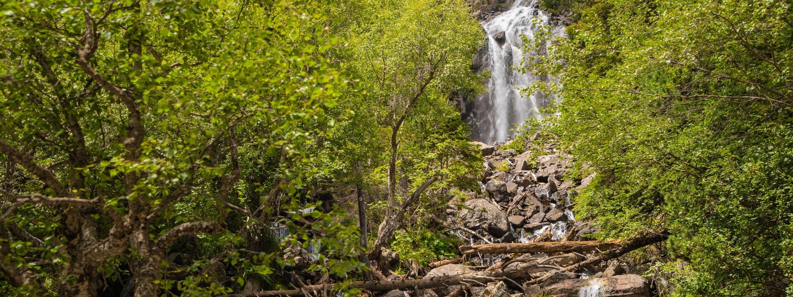 Waterfalls and mountain lakes of the Catalan Pyrenees and Garrotxa