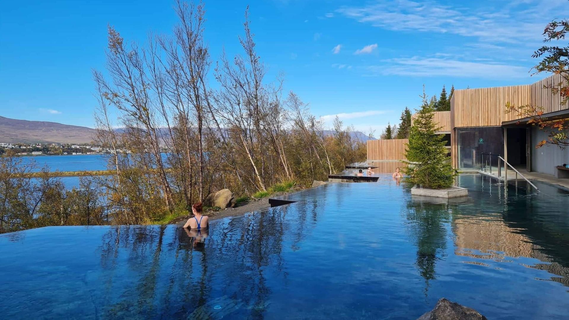 Геотермальные купальни Скоугарбёдин