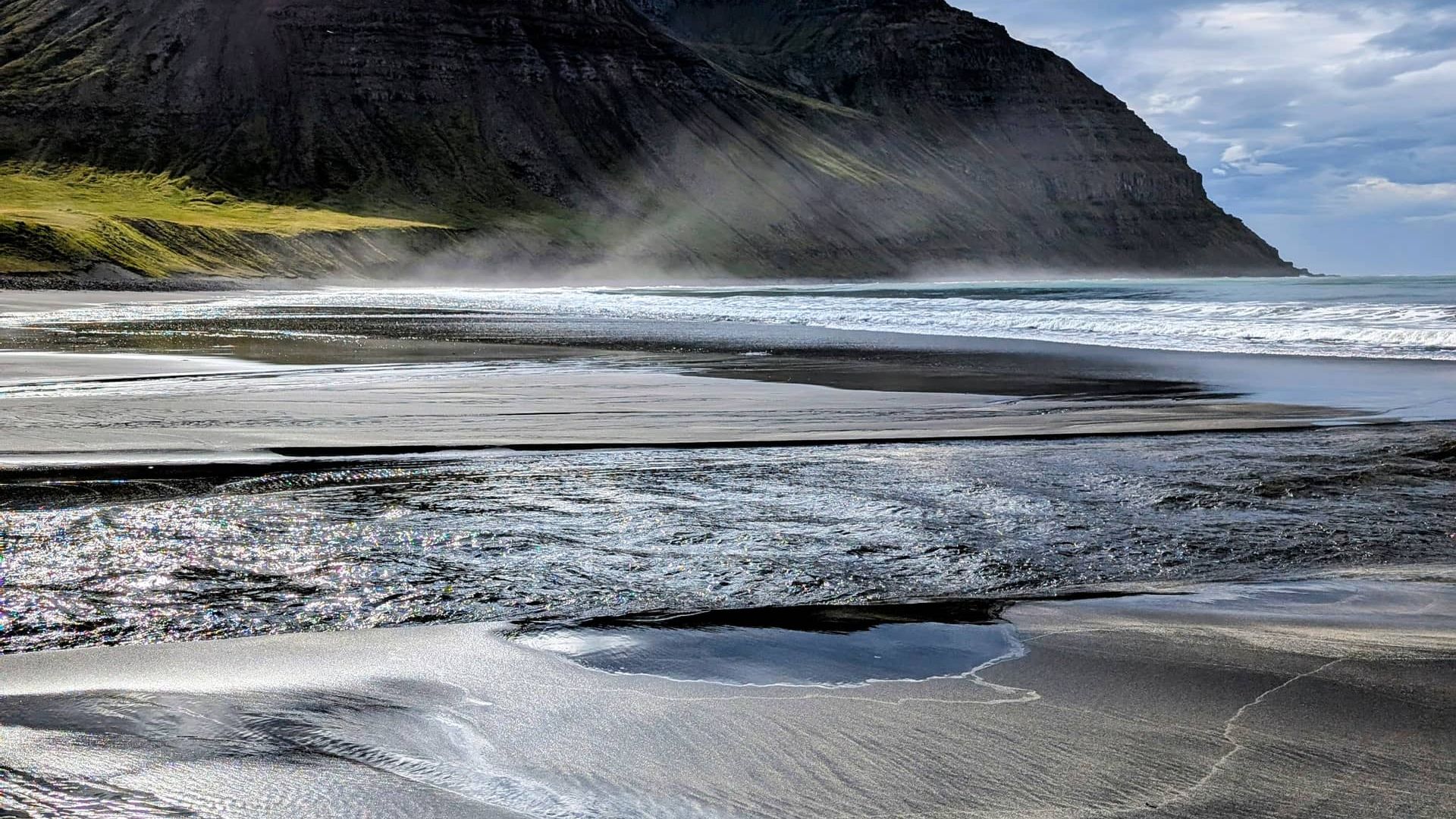 Пляж Миннибакки