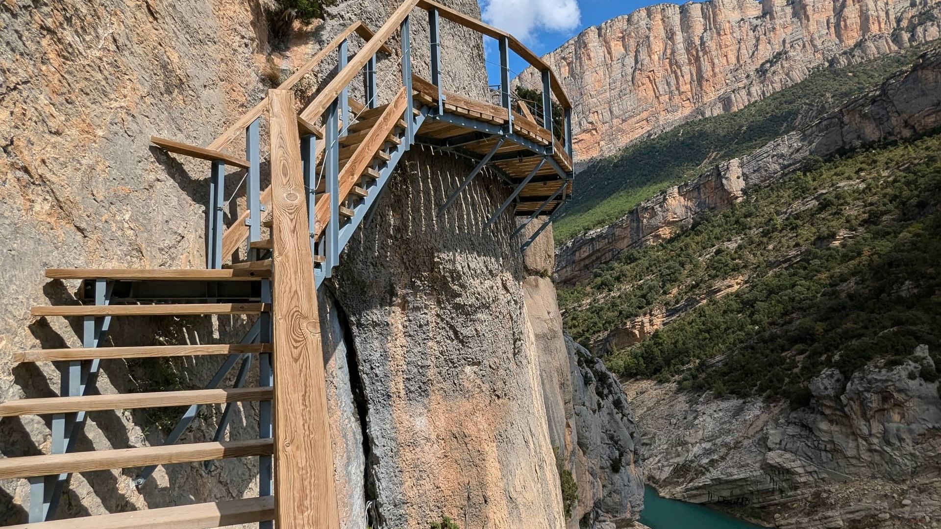 Лестницы Монтфалько