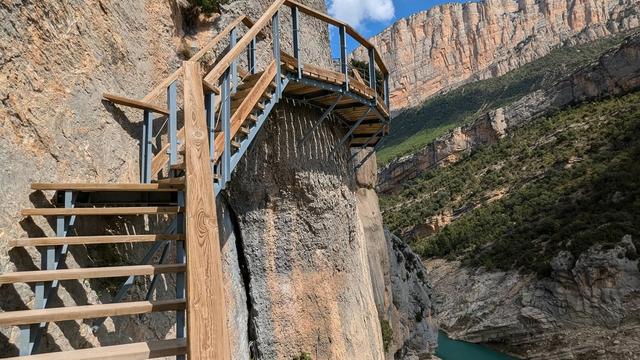 Сходи Монтфалько