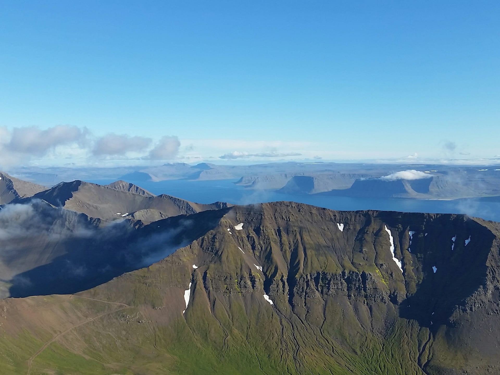 Гора Кальдбакюр