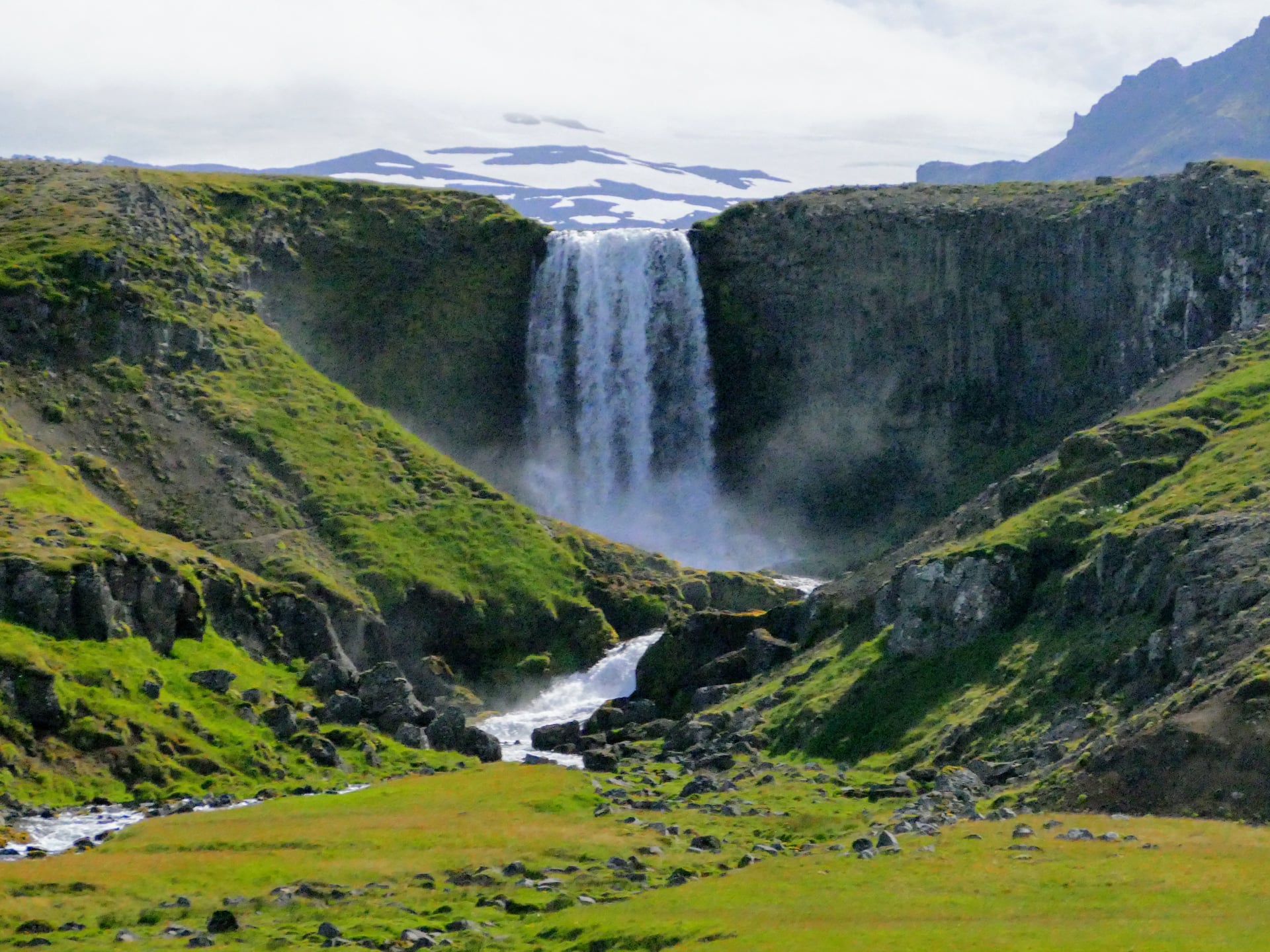 Kerlingarfoss Waterfall