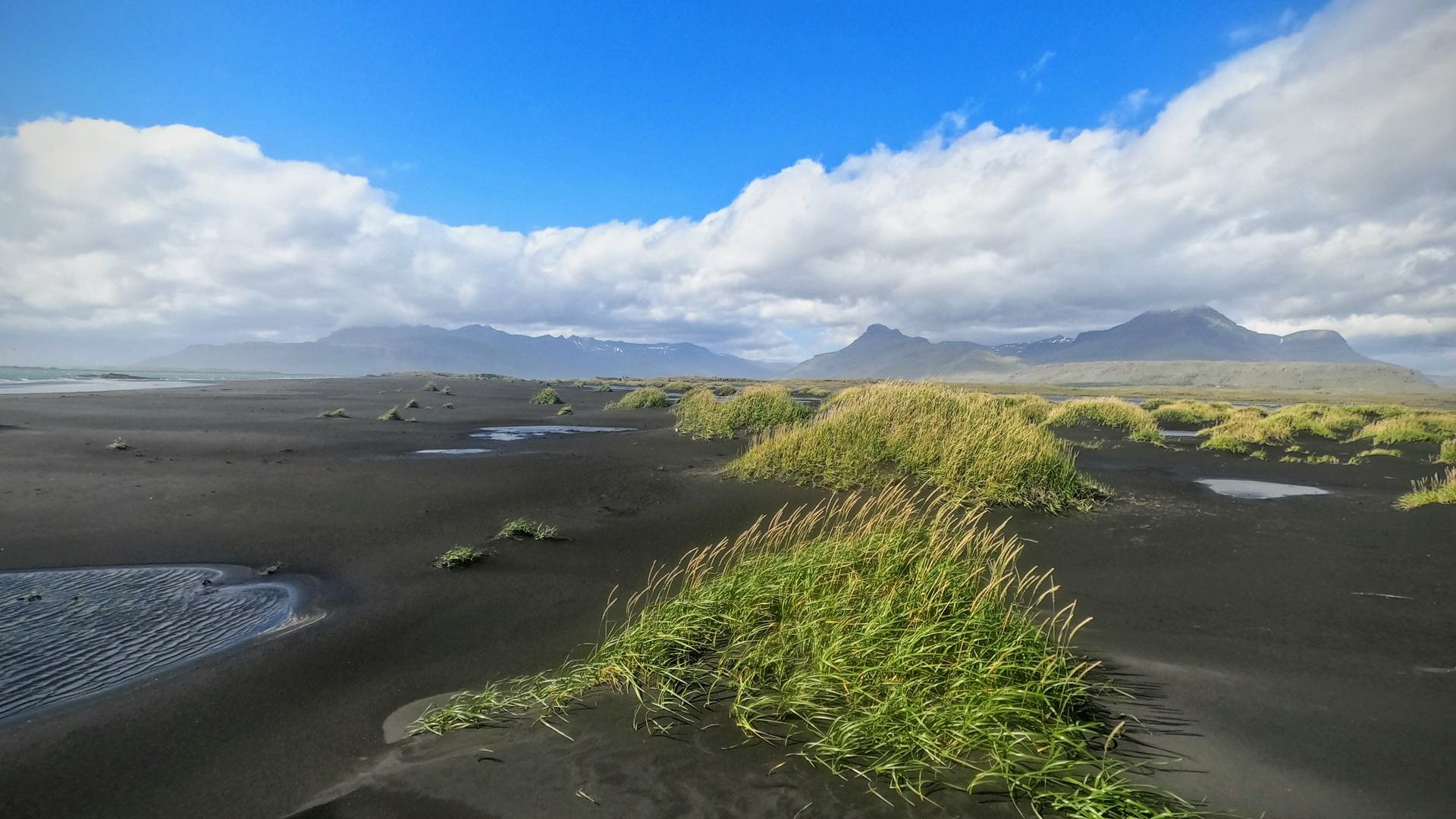 Чорний пляж Ульфсейярсандур