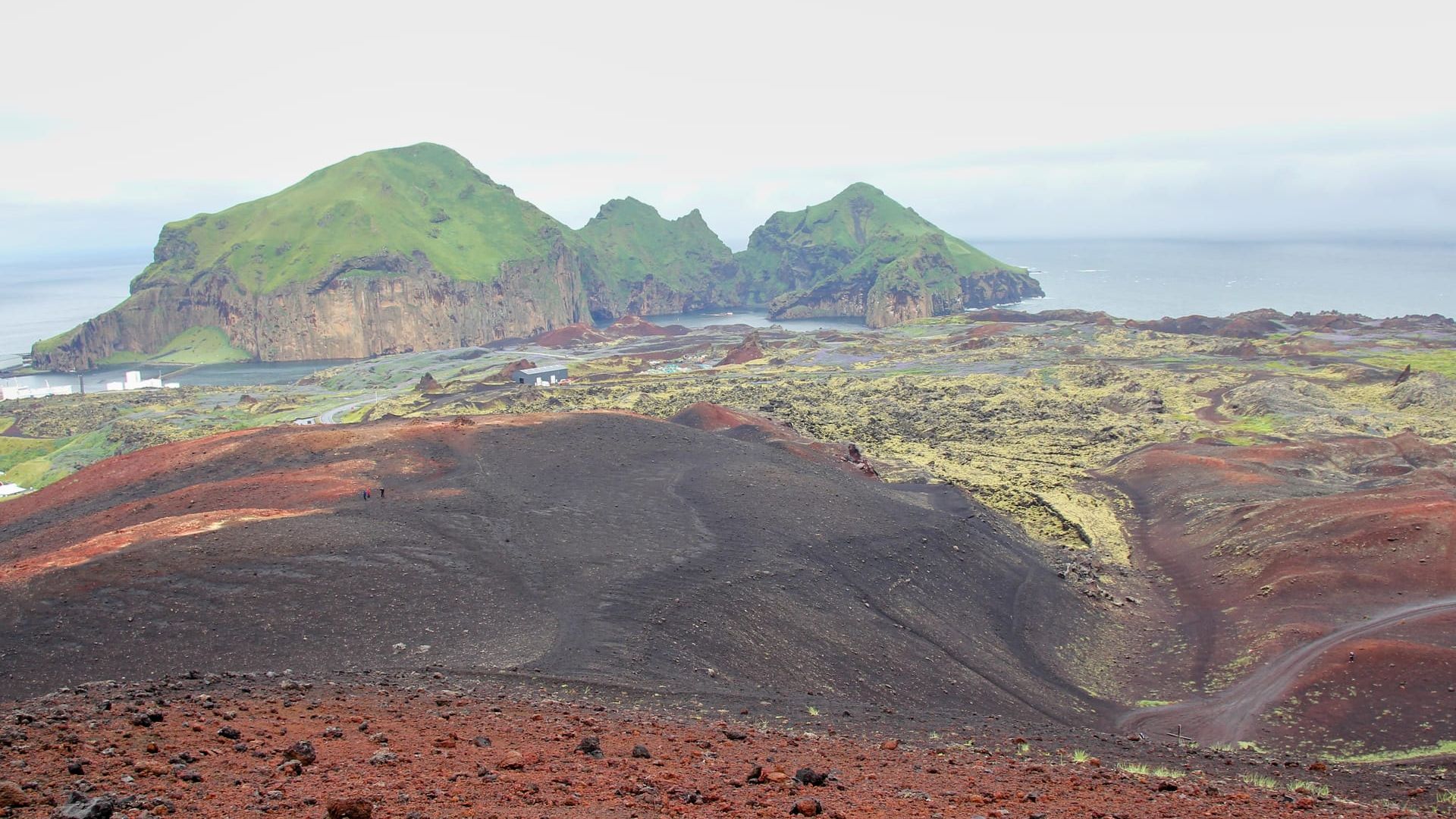 Вулкан Эльдфедль