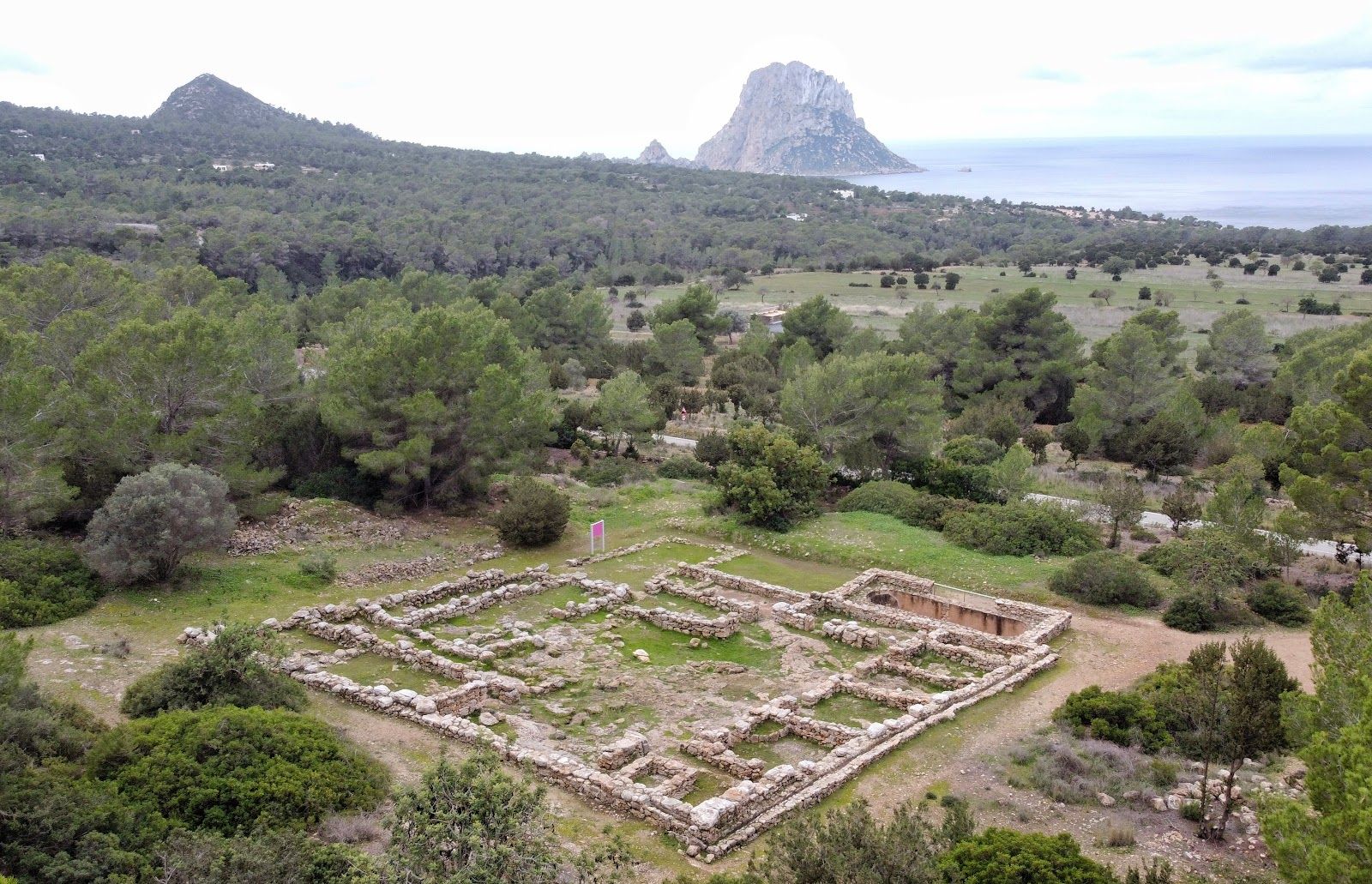 Ses Paisses de Cala d'Hort Archaeological Site