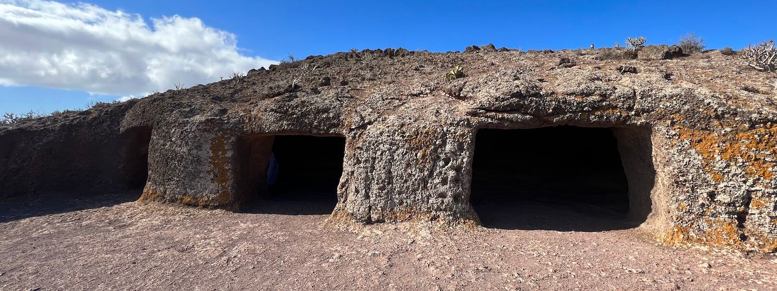 Cuatro Puertas Cave