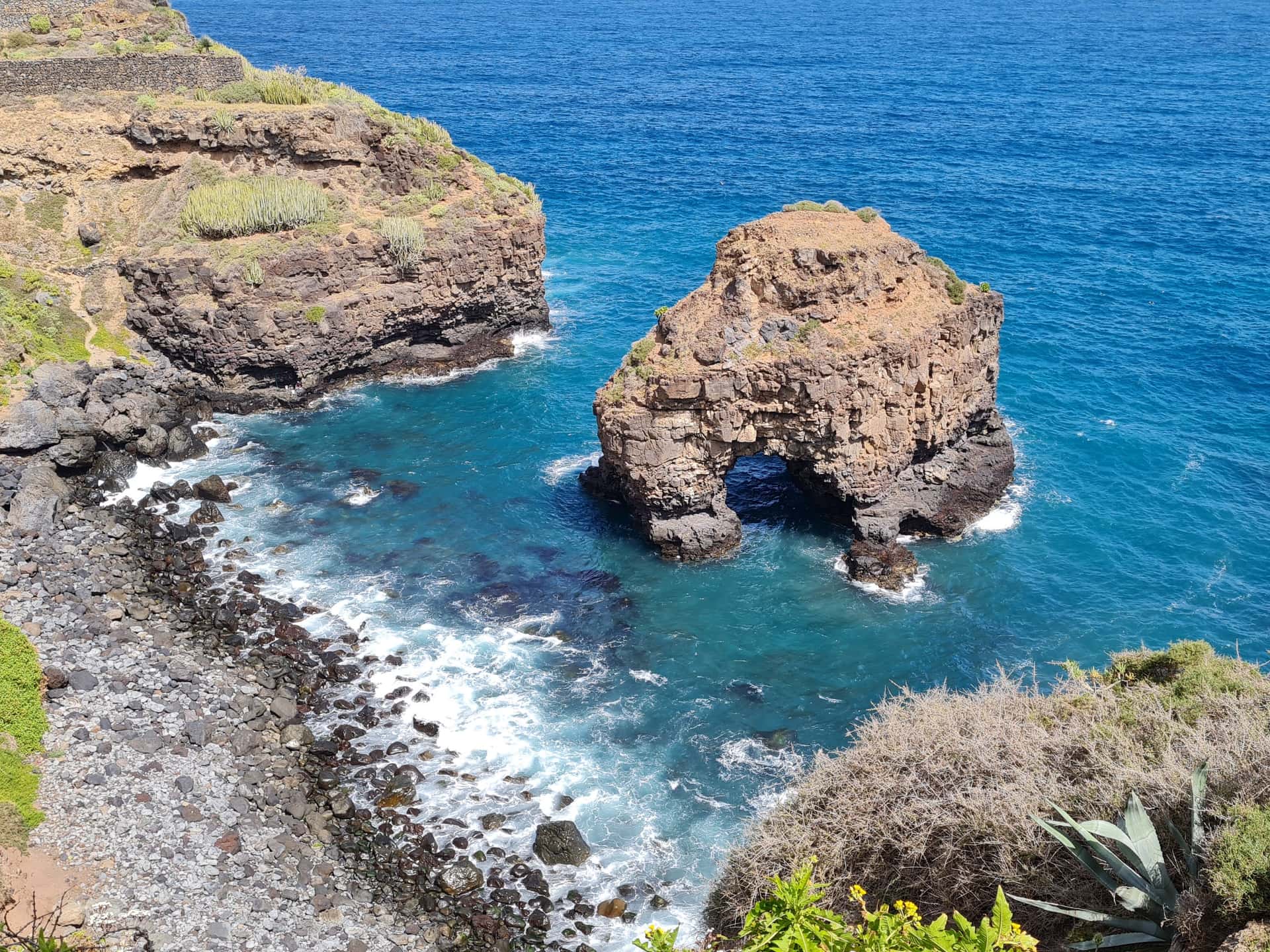 Пляж Лос Рокес