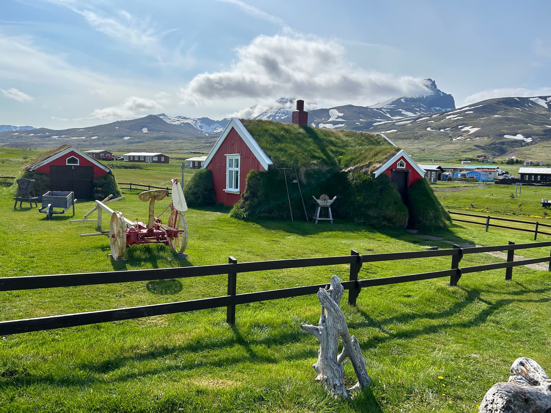 Красный домик Линдарбакки