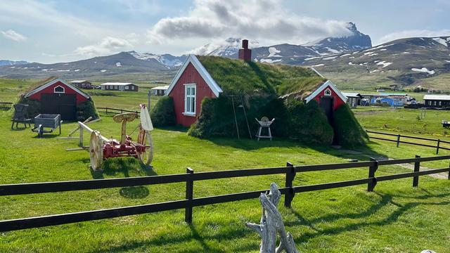 Красный домик Линдарбакки