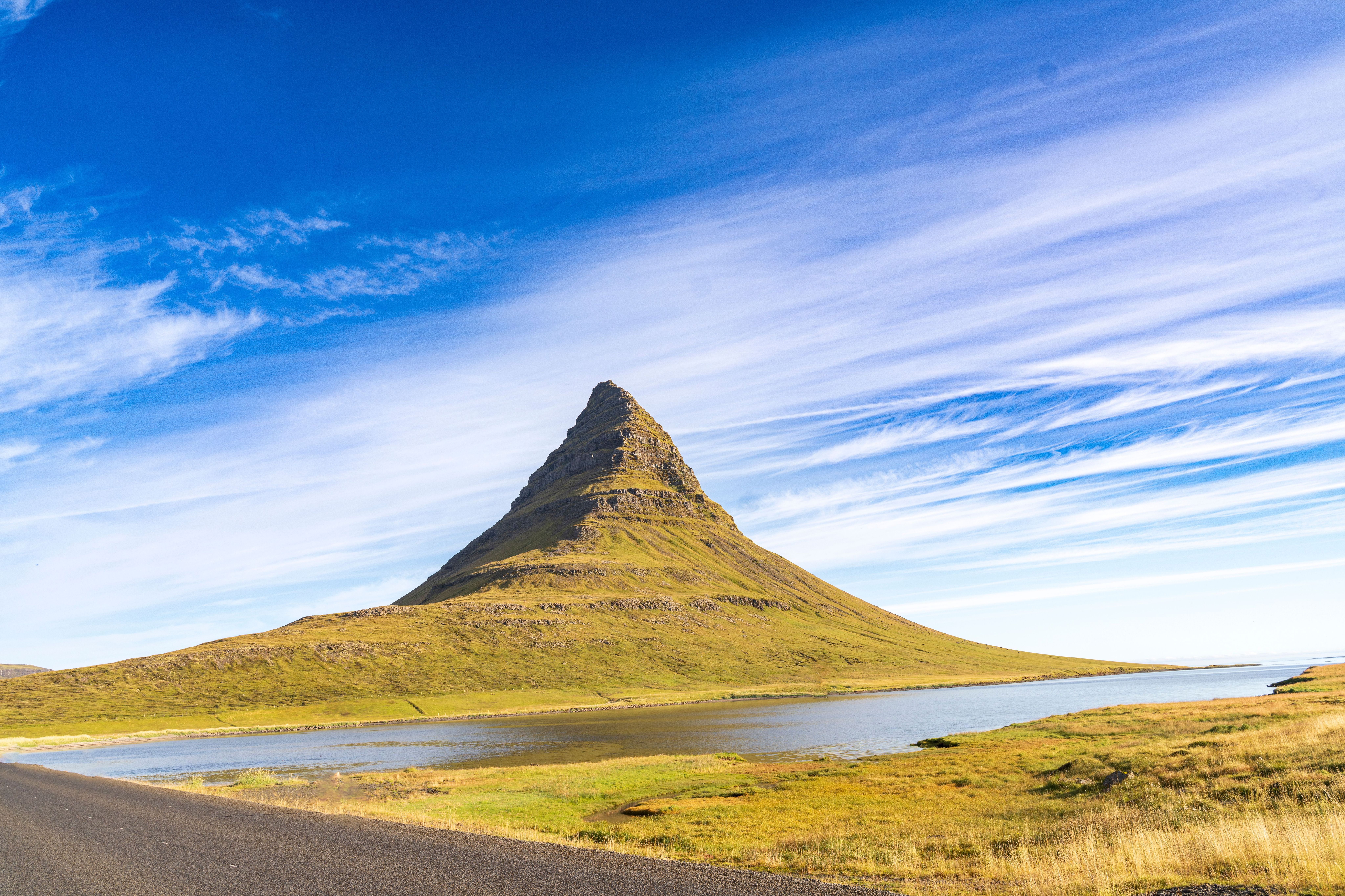 Snæfellsnes peninsula: a 2-day itinerary (Iceland in miniature)