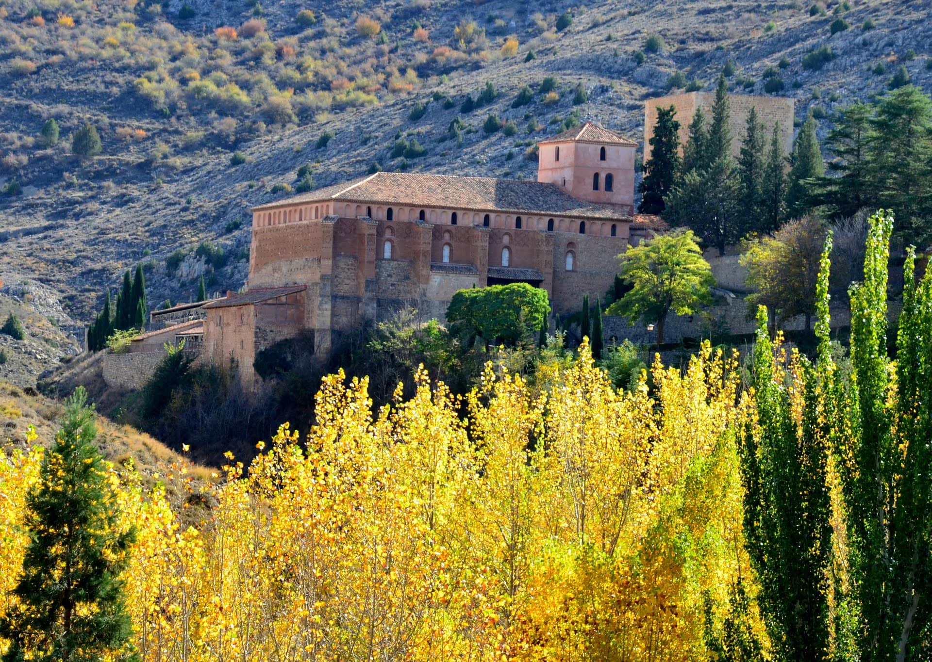 Santa Maria Church and Auditorium