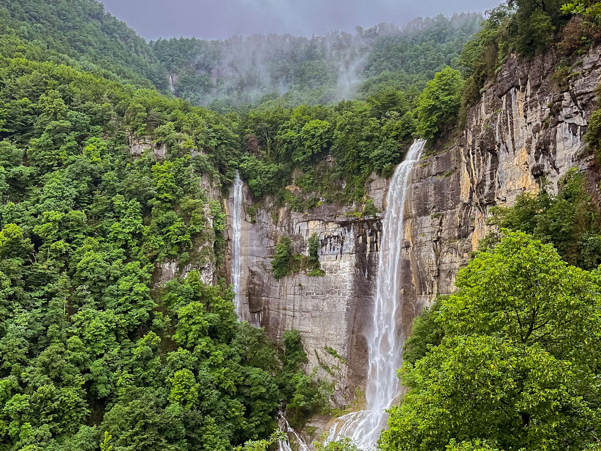 Водопад Саллент (Валь-дэн-Бас)