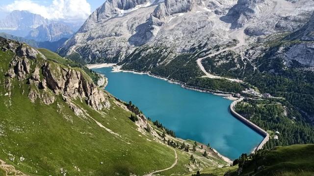 Озеро Федайя