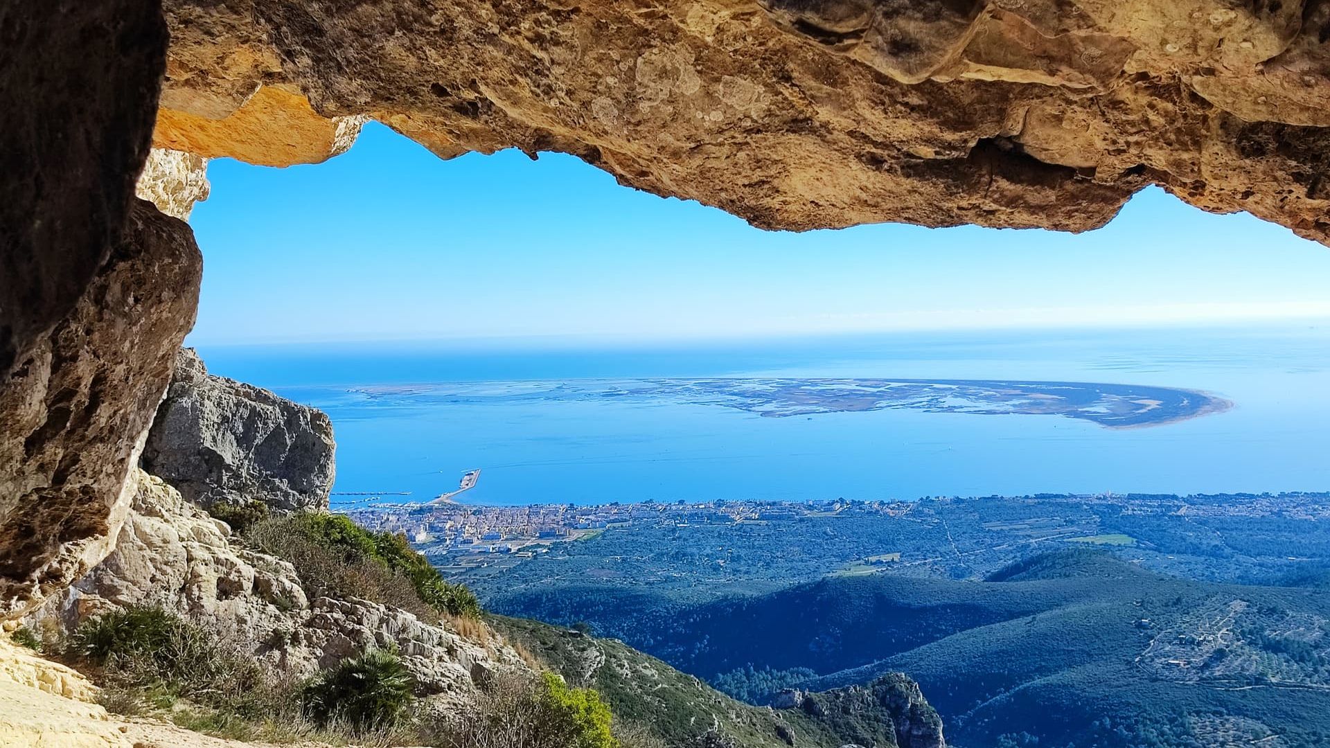 Гора Ла-Форадада