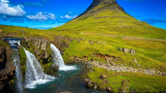 Смотровая точка водопада Киркьюфеллсфосс