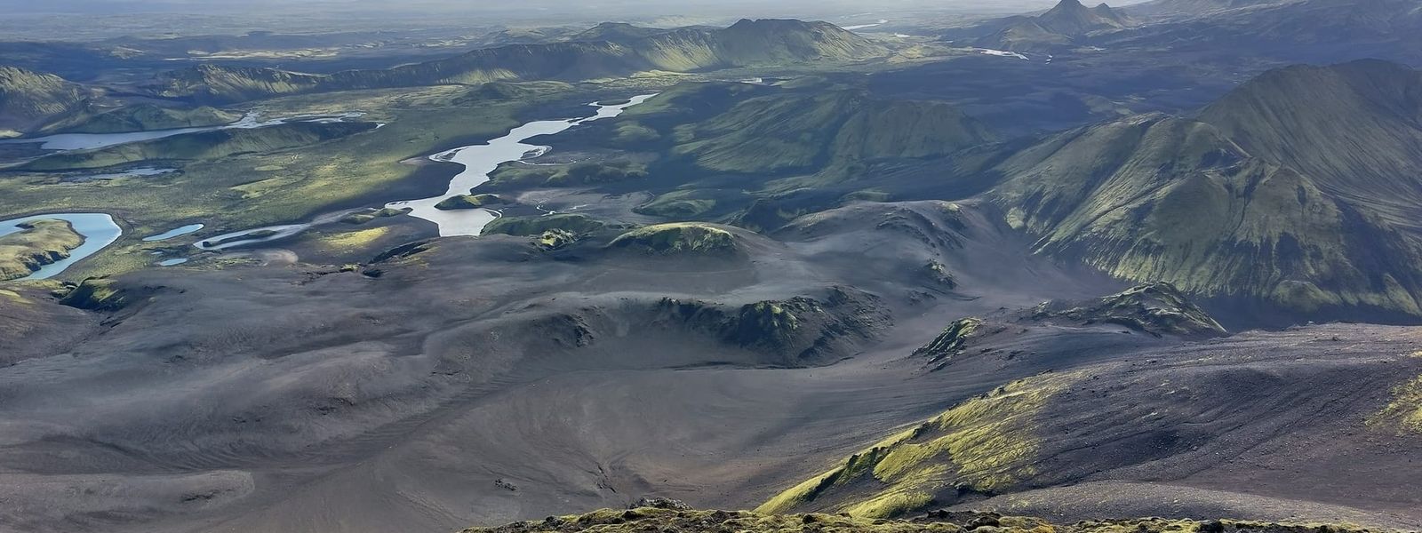 Sveinstindar Peaks
