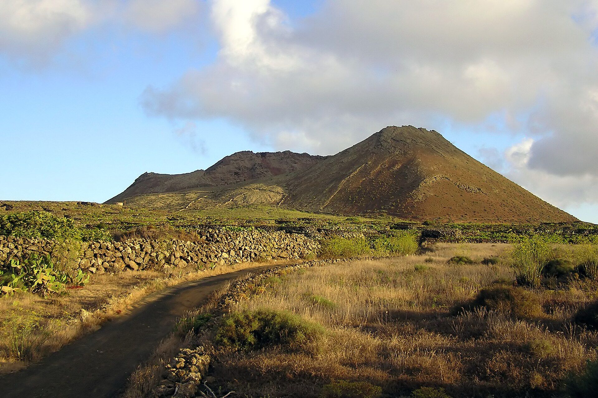 La Corona Volcano
