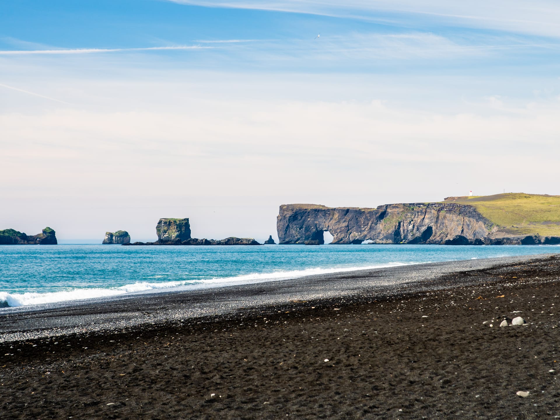 Чёрный пляж Рейнисфьяра