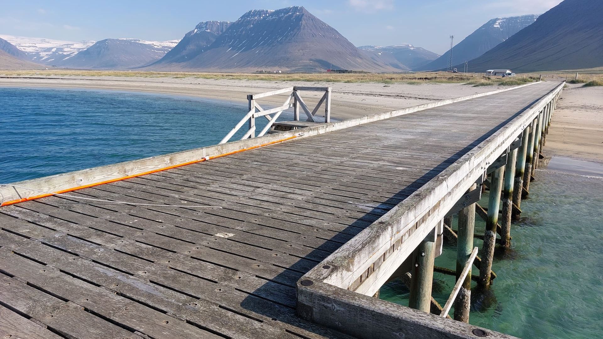 Пирс в Онунадфьорд