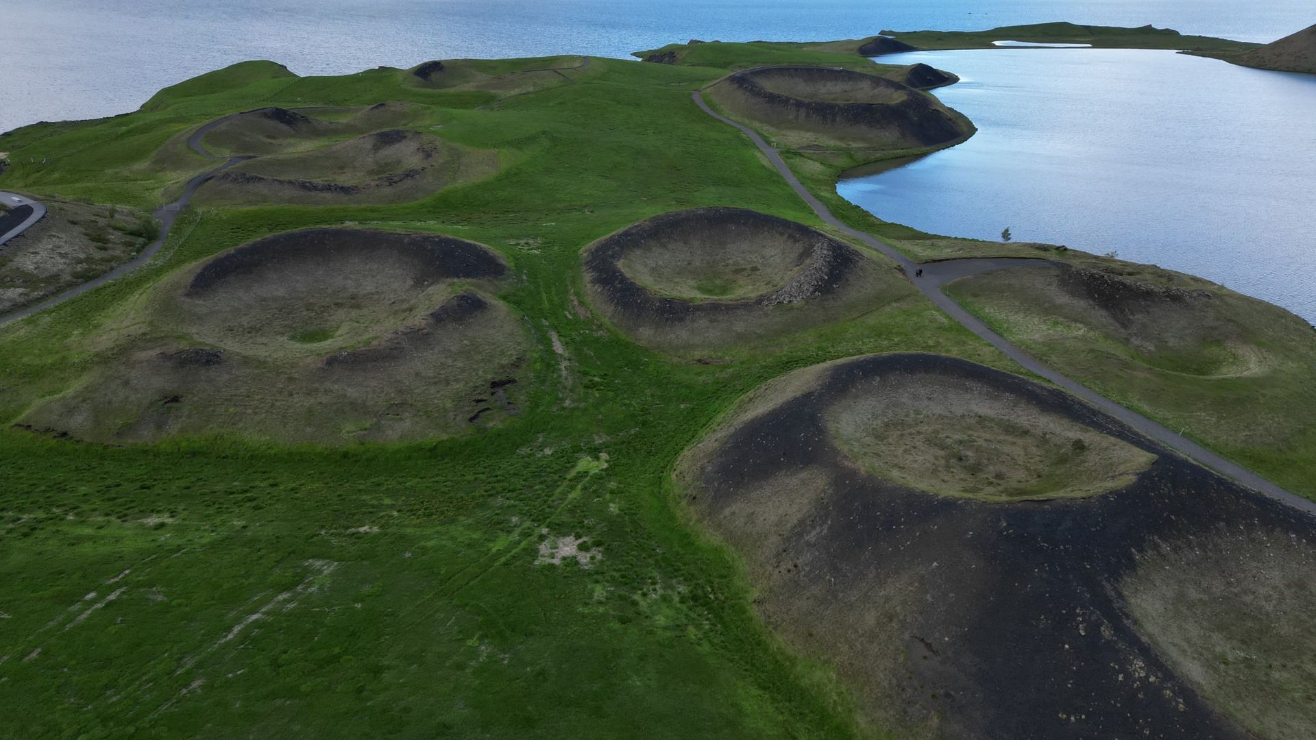 Кратери Скутустадагігар