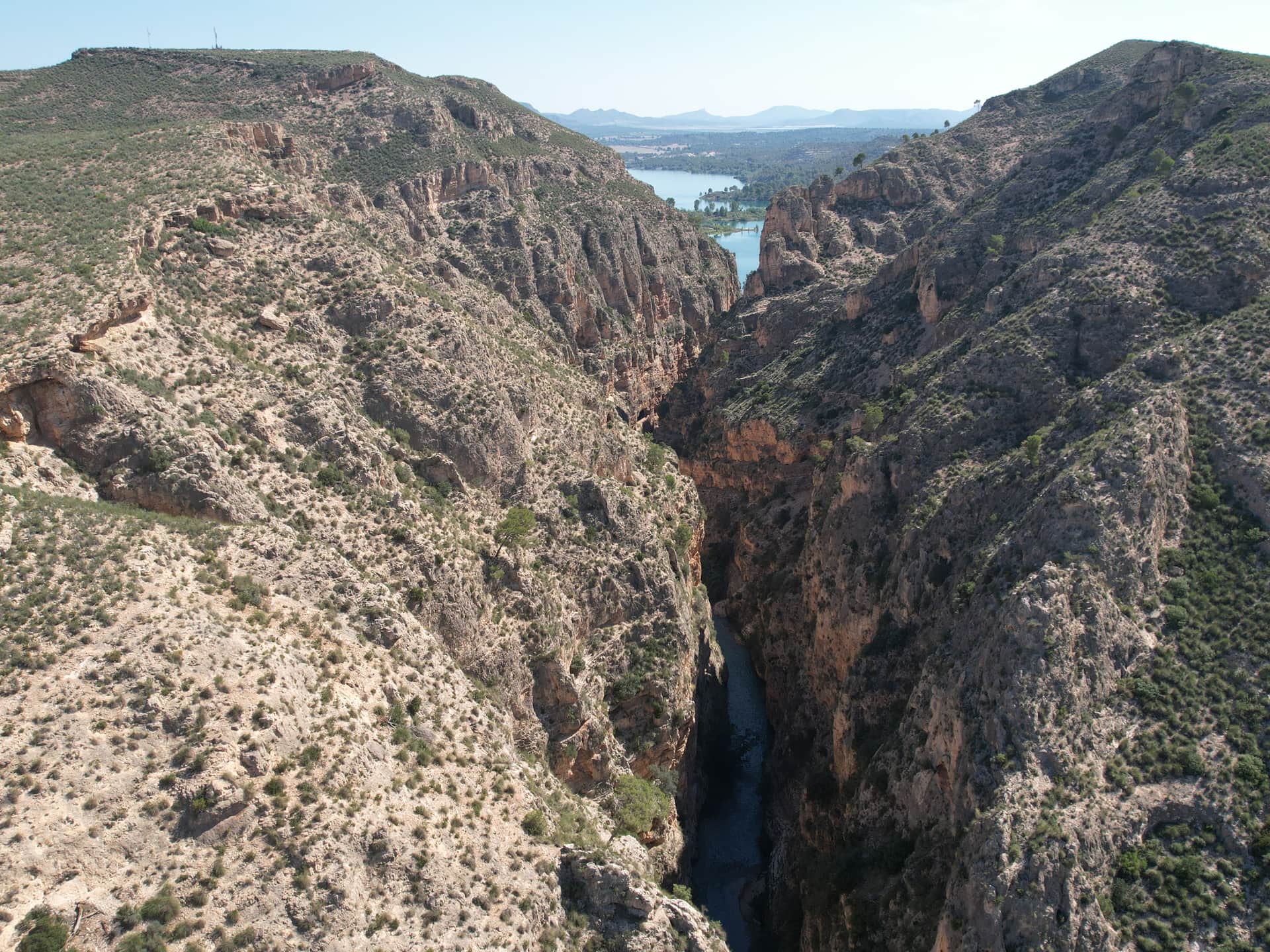 Каньйон Альмаденес річки Мундо
