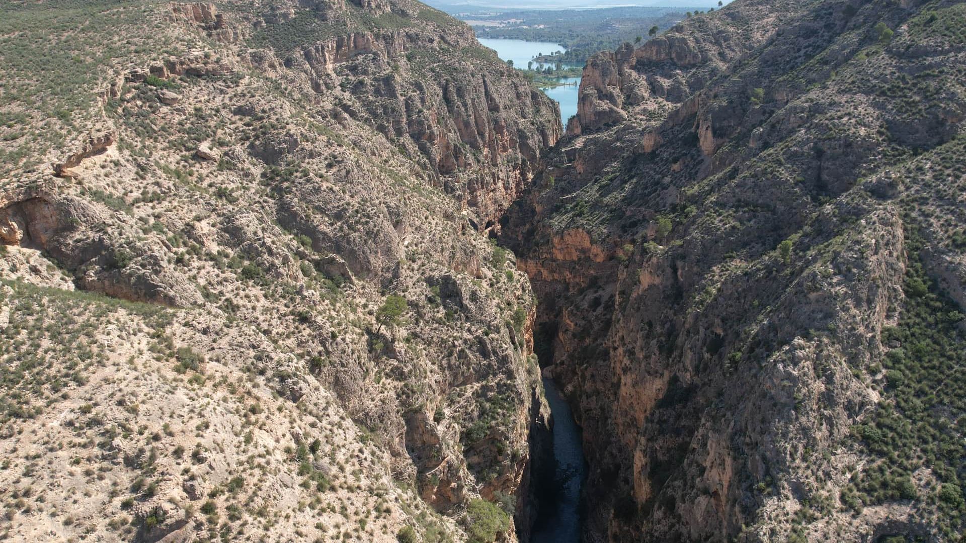 Каньон Альмаденес реки Мундо