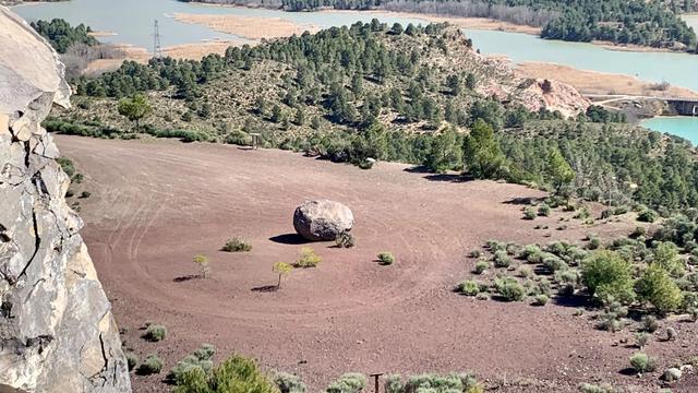 Cofrentes Volcano