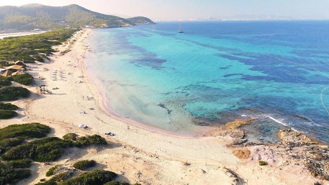Es Cavallet Beach