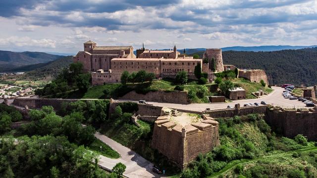 Замок Кардона