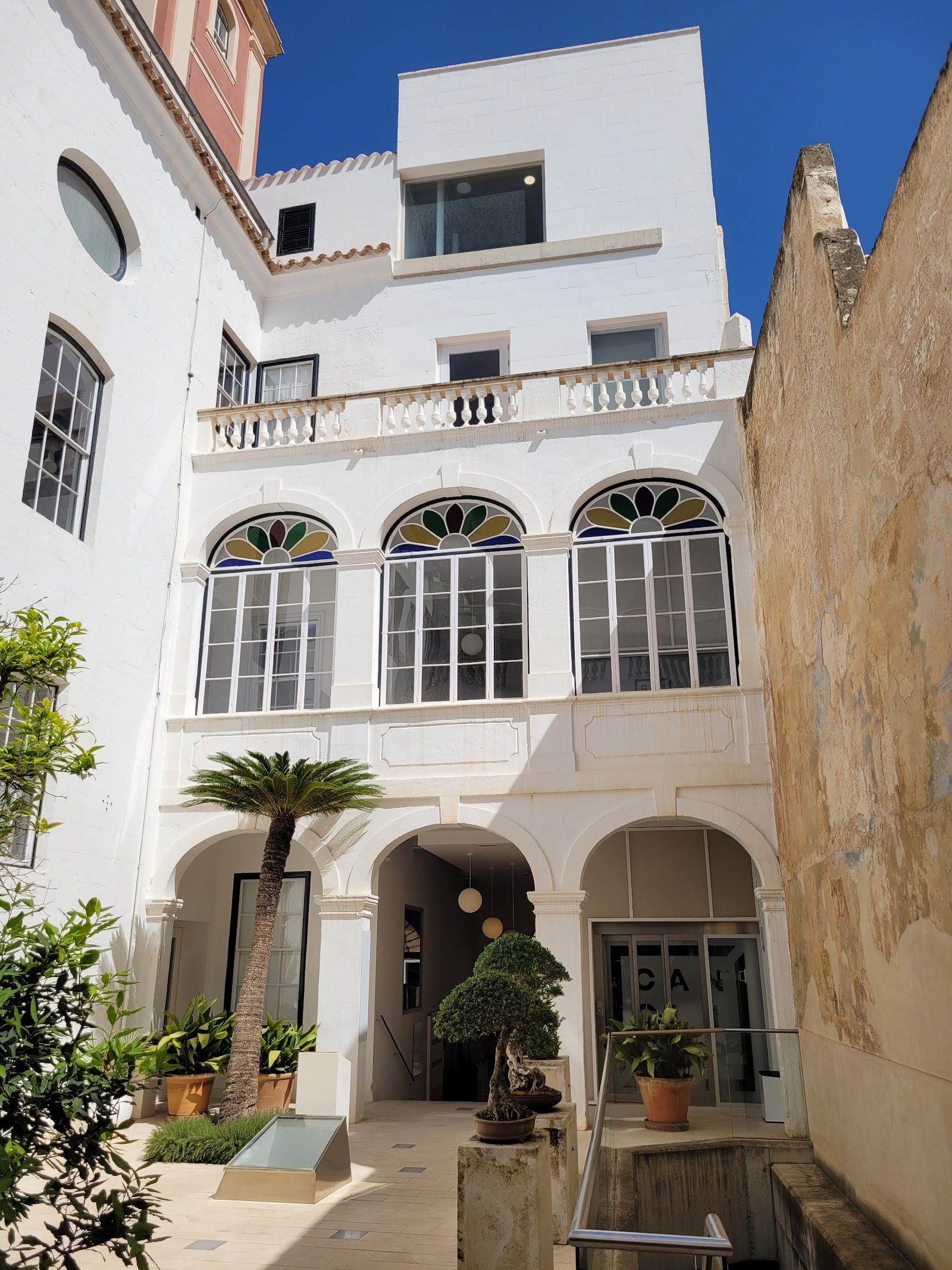 Ca n'Oliver. Centre d'Art i d'Història Hernández Sanz