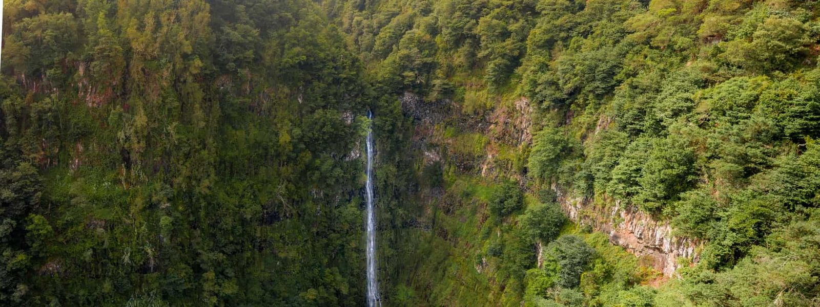 Água d’Alto Waterfall