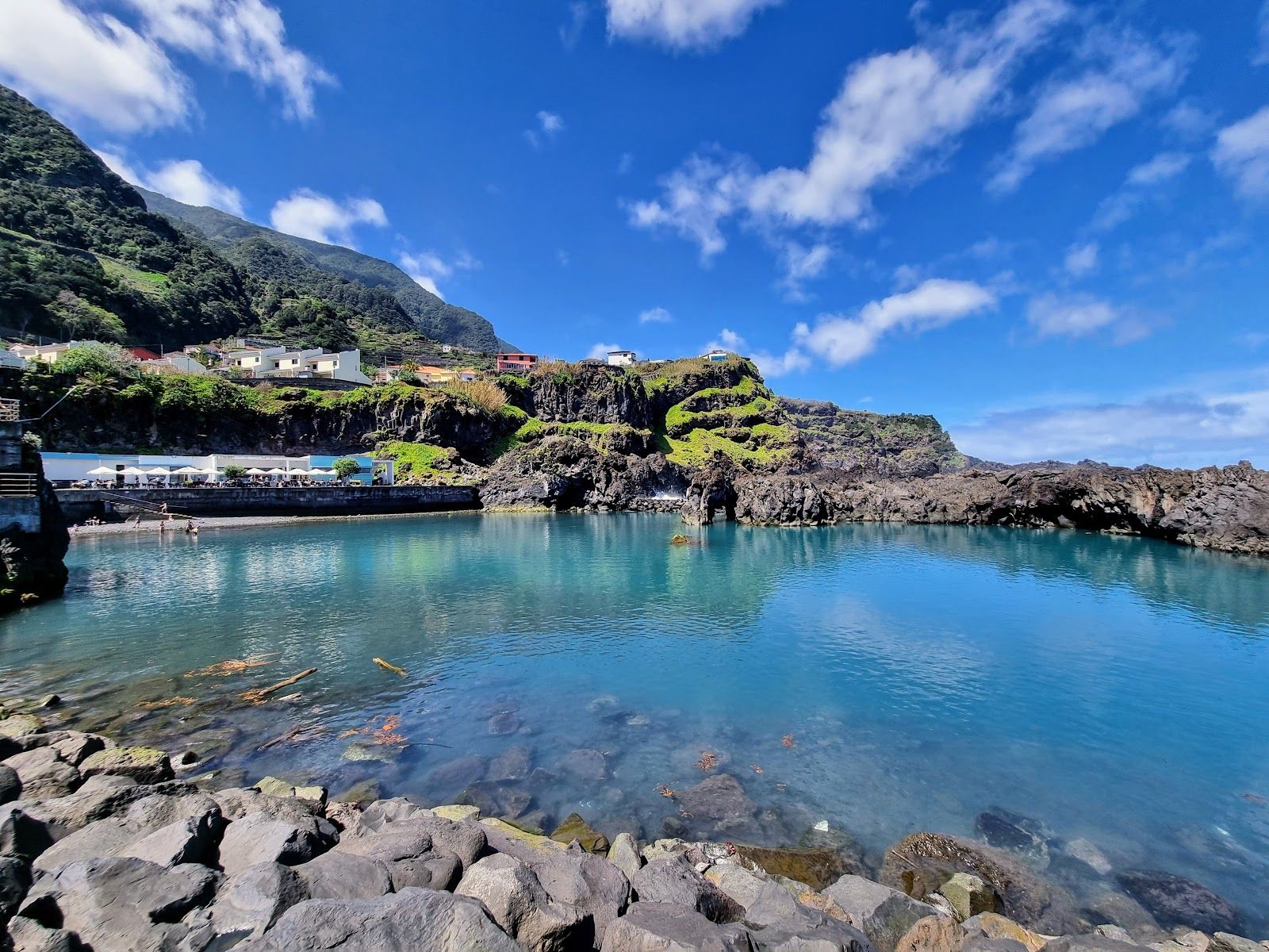 Porto do Seixal Beach