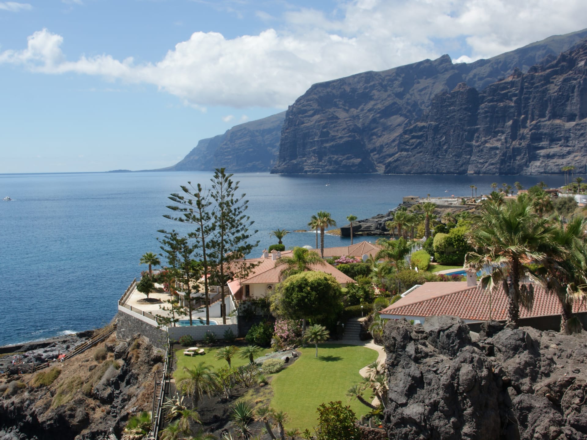 Tenerife in One Day: Top 10 Must-Visit Locations on the Island