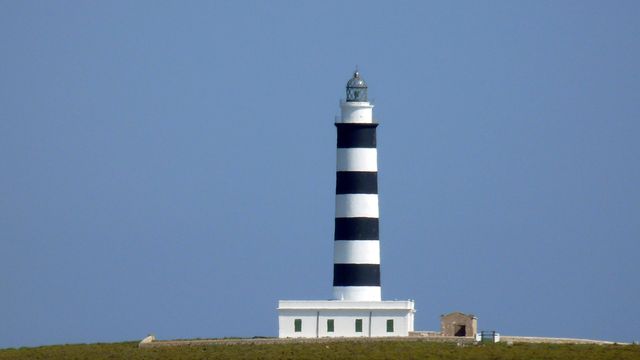 Illa de l'Aire Lighthouse