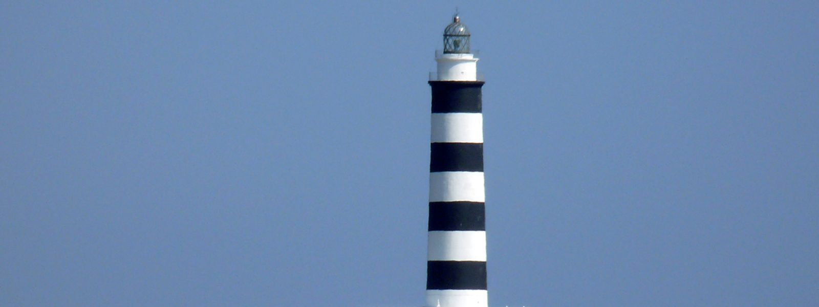 Illa de l'Aire Lighthouse