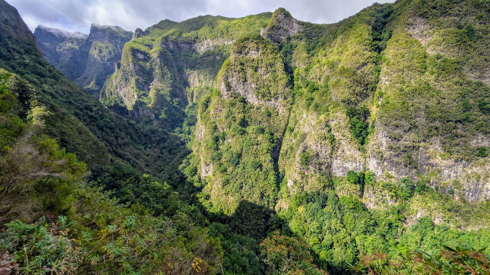 Тропа Левада-ду-Кальдейра̃у Верде