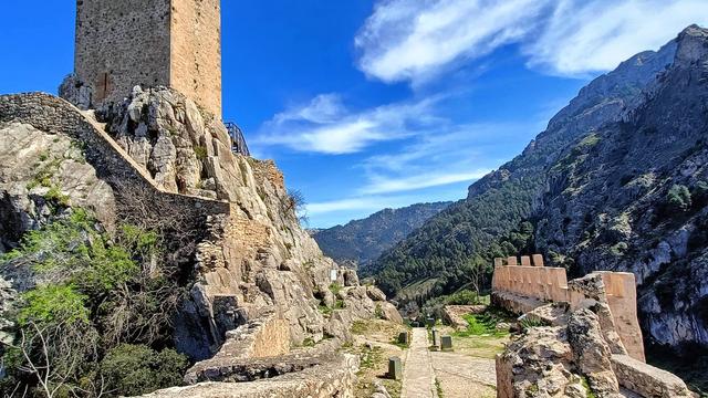 Замок Ла-Ируэла