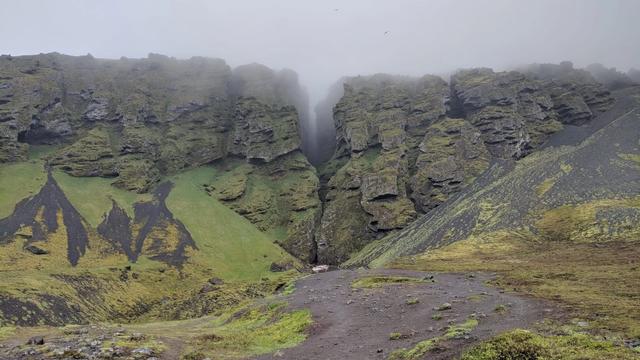 Ущелье Рёйдфельдсгья