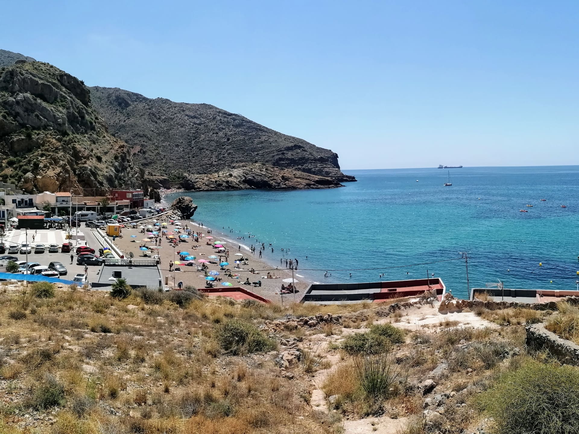 Пляж Портус