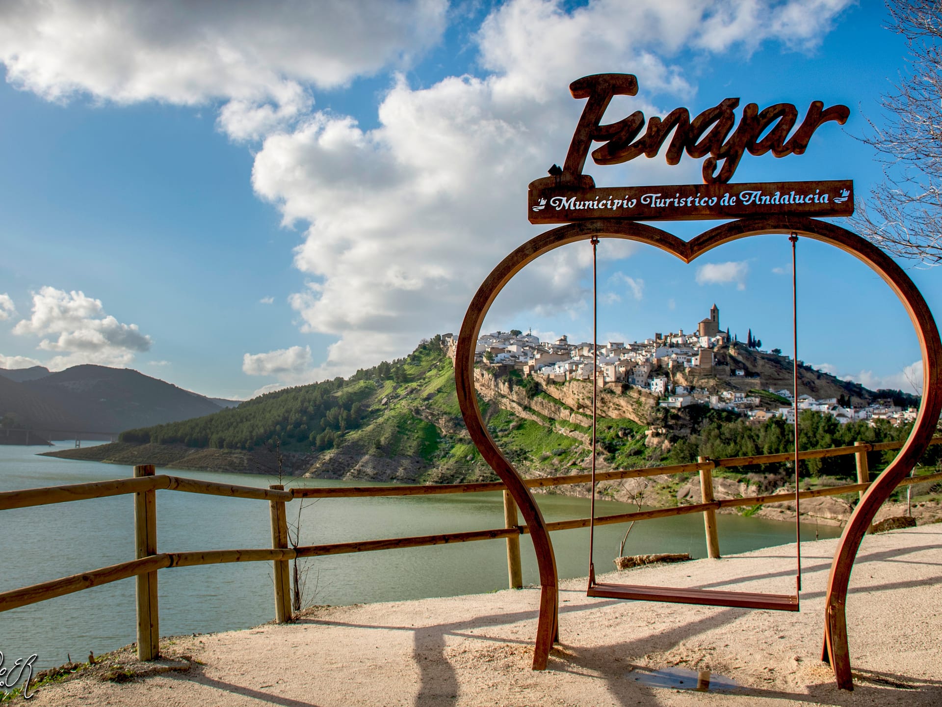 Iznajar Tourist Swing