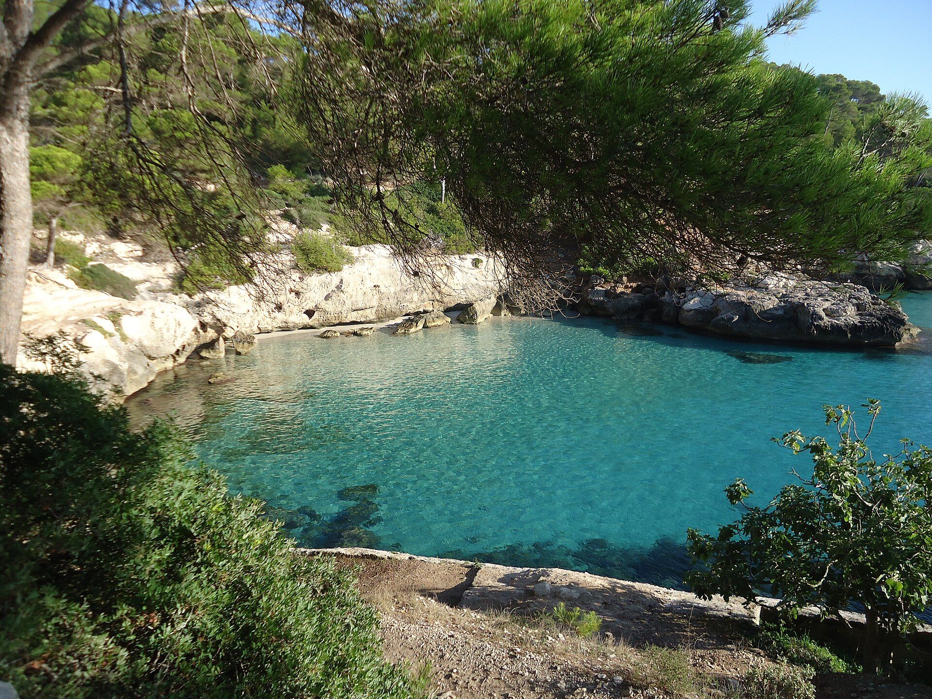 Cala Mitjaneta