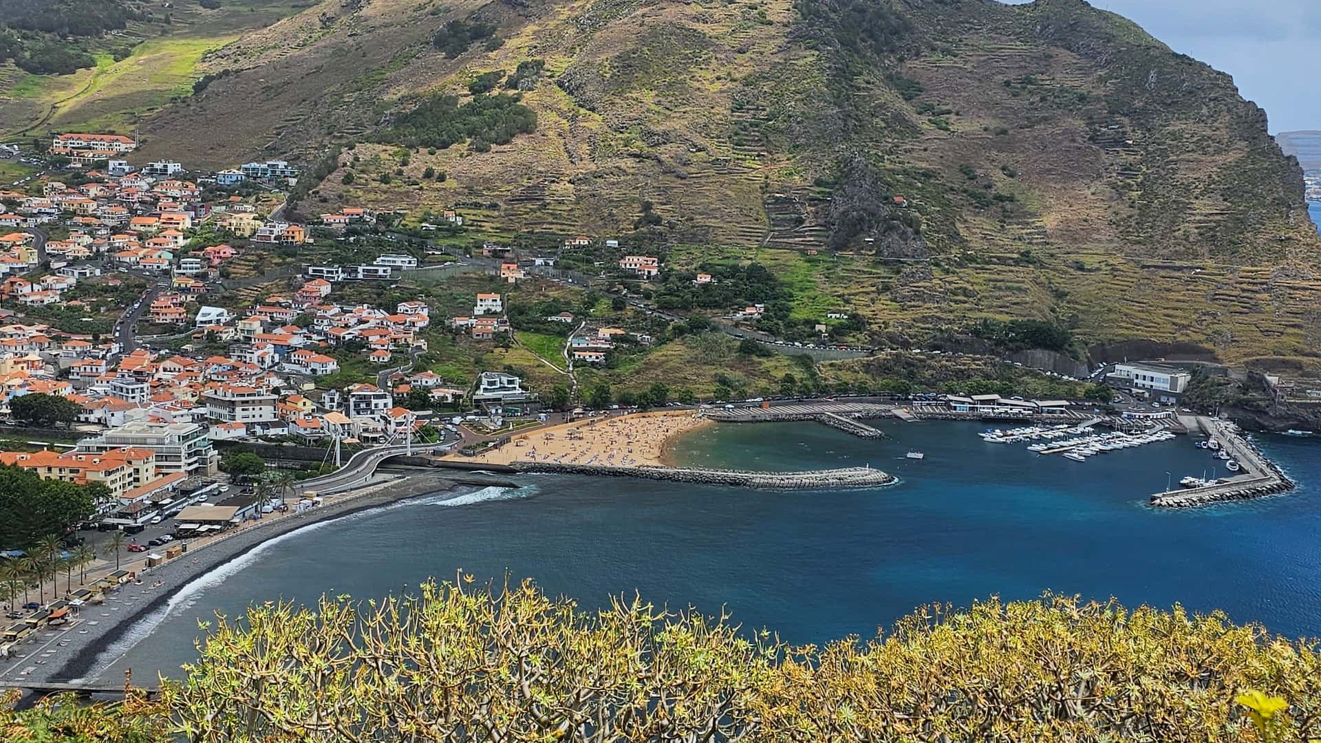 Оглядовий майданчик Франсішку Алваріш-де-Нобрегу